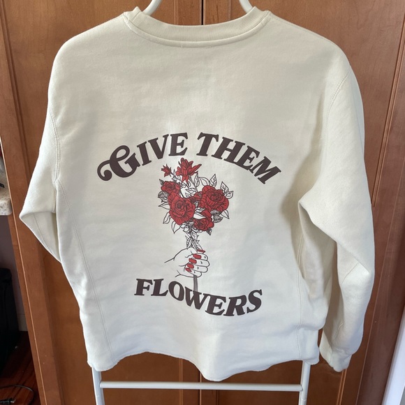 Portland Gear Crewneck - Give them flowers - Picture 2 of 6